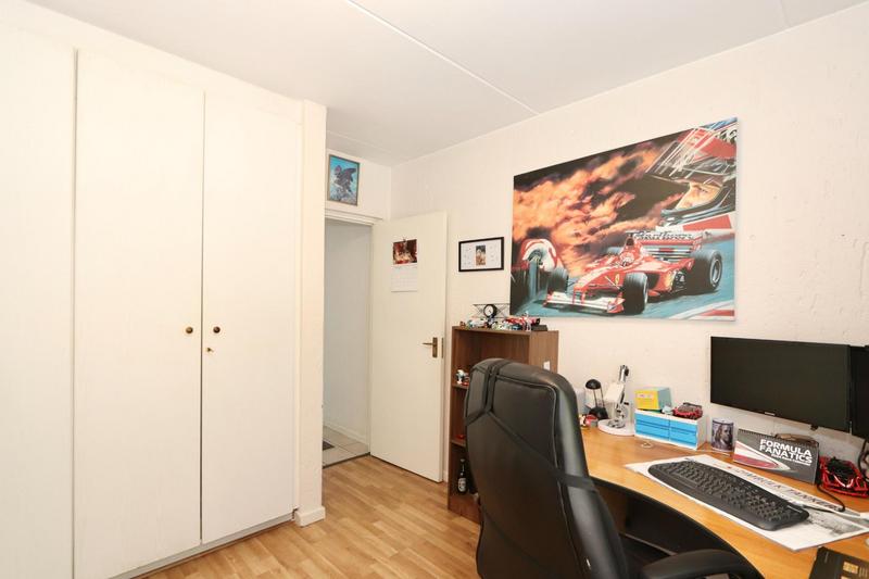 To Let 2 Bedroom Property for Rent in Lonehill Gauteng