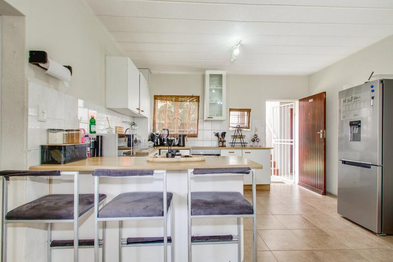 2 Bedroom Property for Sale in Morningside Gauteng