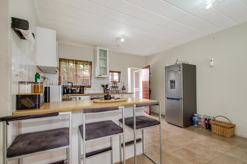 2 Bedroom Property for Sale in Morningside Gauteng