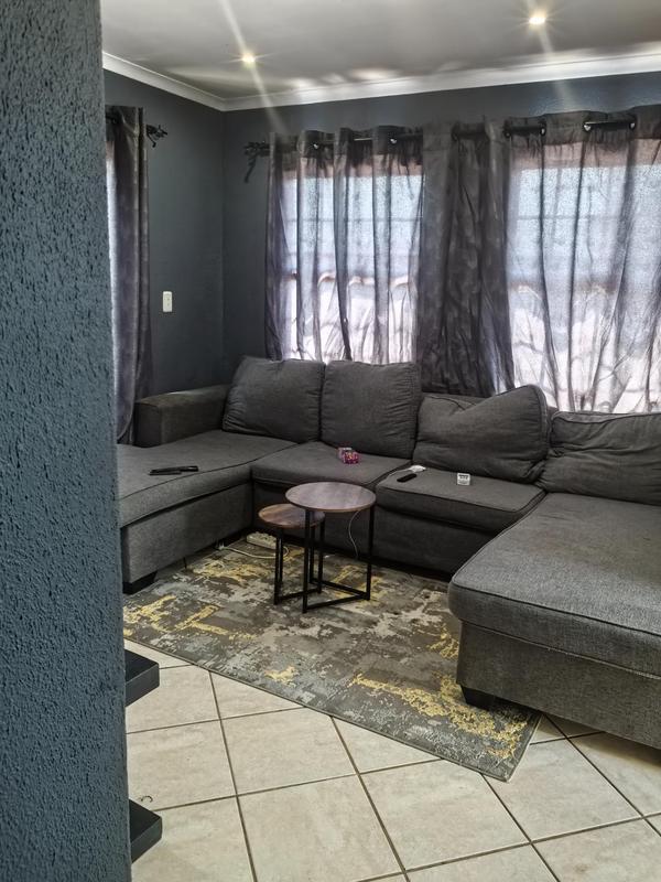 3 Bedroom Property for Sale in Andeon Gauteng