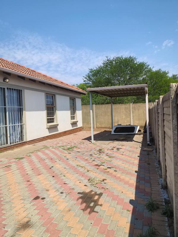 3 Bedroom Property for Sale in Andeon Gauteng