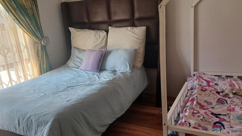 4 Bedroom Property for Sale in Clayville Gauteng
