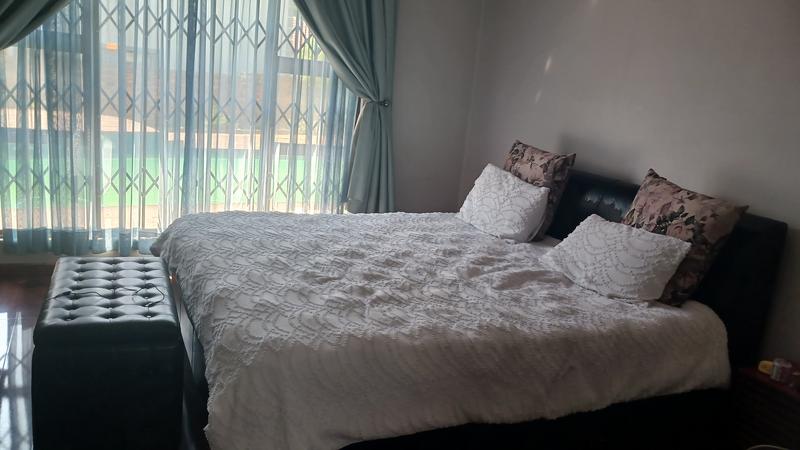 4 Bedroom Property for Sale in Clayville Gauteng