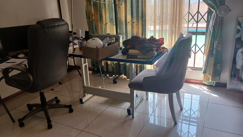 4 Bedroom Property for Sale in Clayville Gauteng