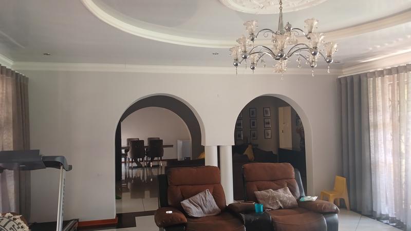 4 Bedroom Property for Sale in Clayville Gauteng