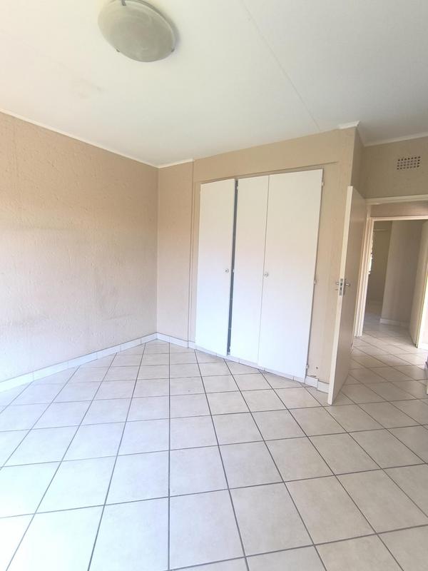 2 Bedroom Property for Sale in Windsor Gauteng