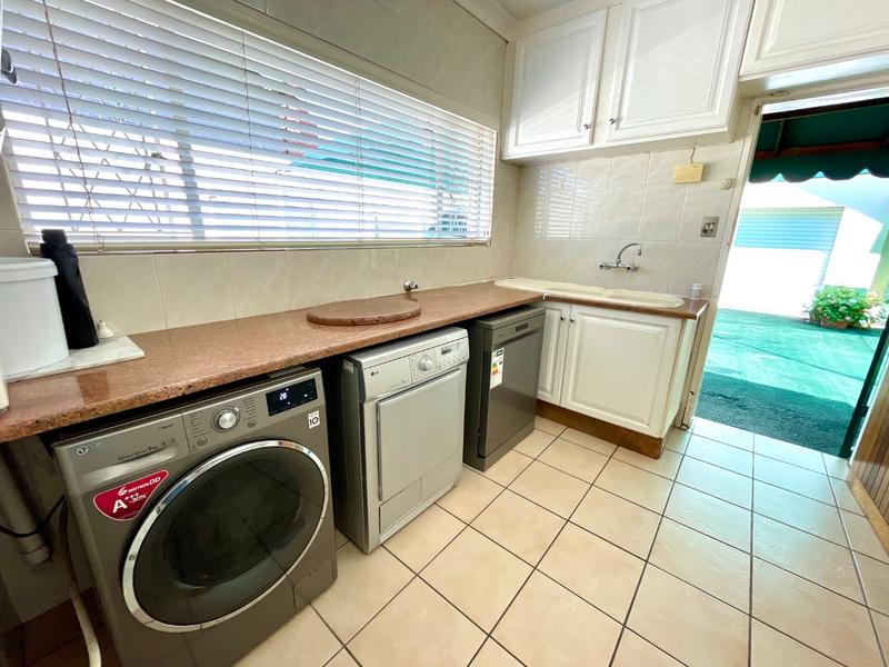 6 Bedroom Property for Sale in Noordheuwel Gauteng