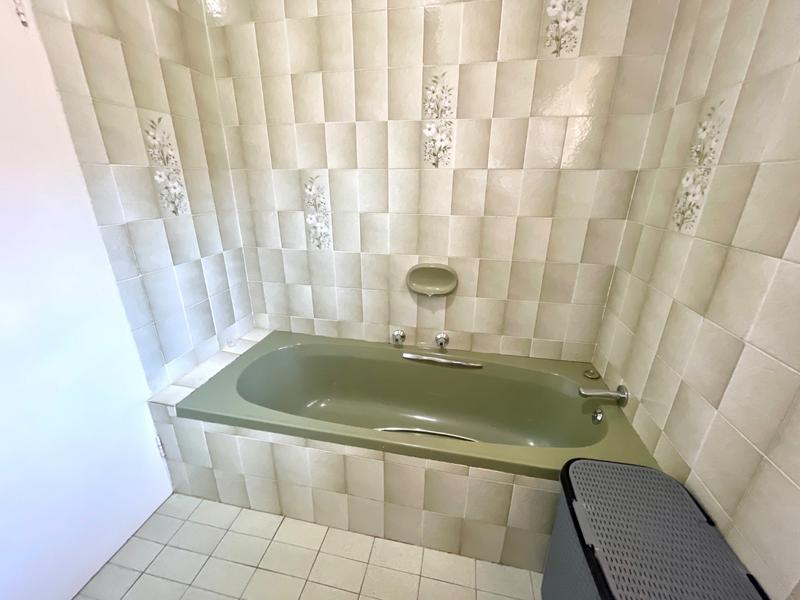 6 Bedroom Property for Sale in Noordheuwel Gauteng