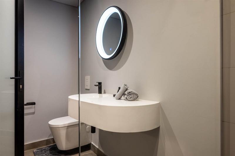 1 Bedroom Property for Sale in Waterkloof A H Gauteng