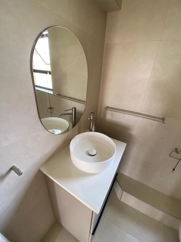 2 Bedroom Property for Sale in Waterkloof A H Gauteng