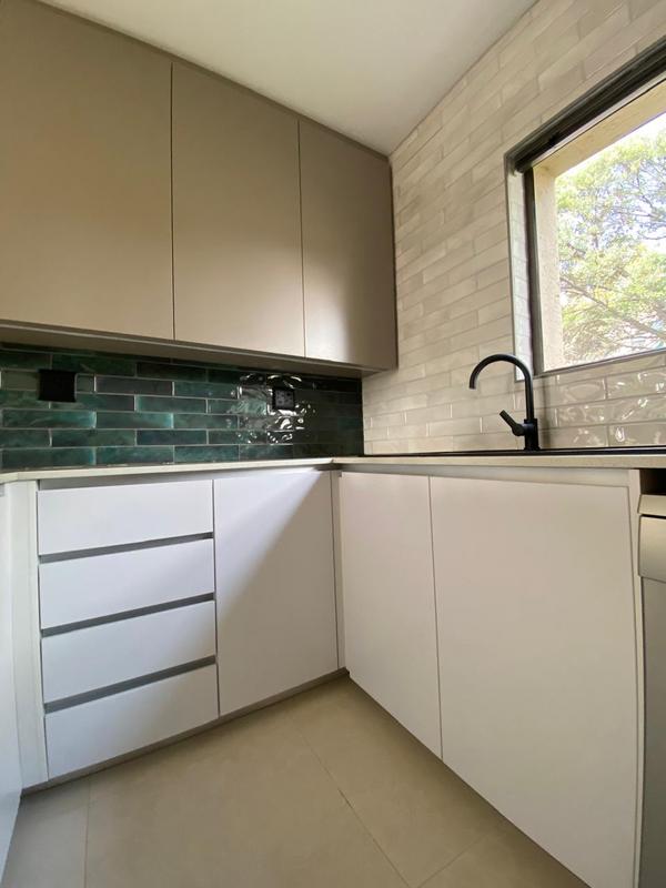 2 Bedroom Property for Sale in Waterkloof A H Gauteng