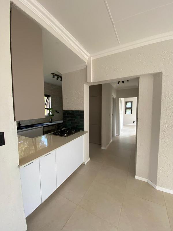 2 Bedroom Property for Sale in Waterkloof A H Gauteng