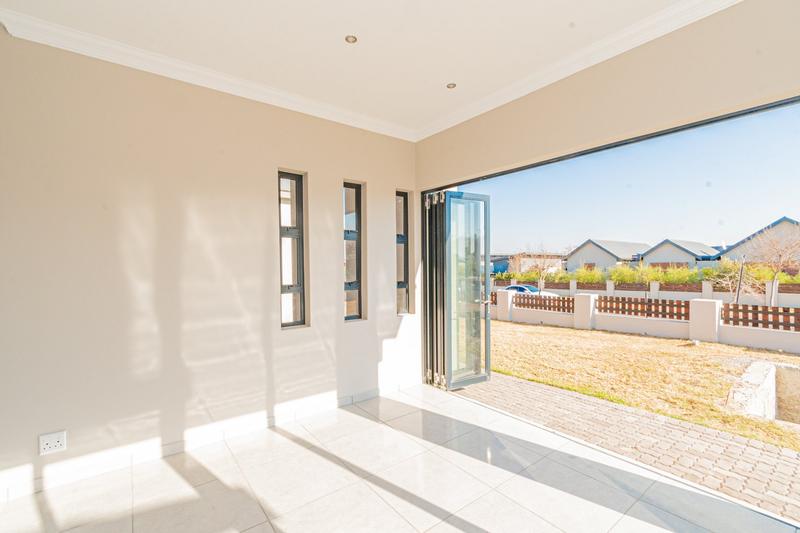 To Let 3 Bedroom Property for Rent in Copperleaf Estate Gauteng