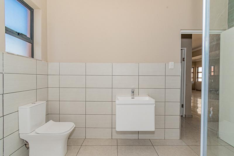 To Let 3 Bedroom Property for Rent in Copperleaf Estate Gauteng
