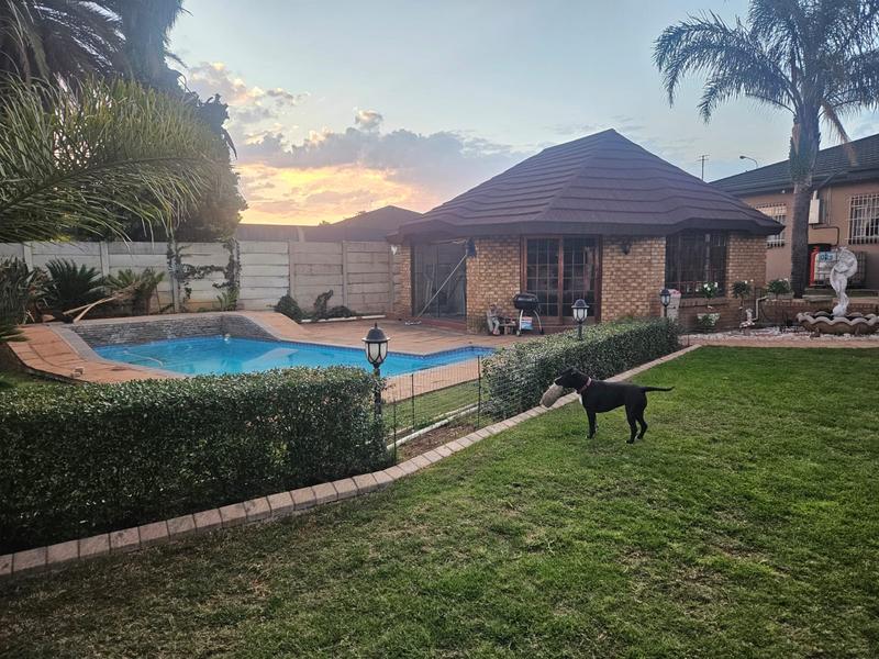 4 Bedroom Property for Sale in Elsburg Gauteng
