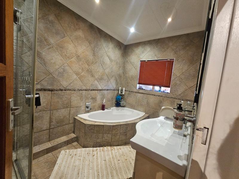 4 Bedroom Property for Sale in Elsburg Gauteng
