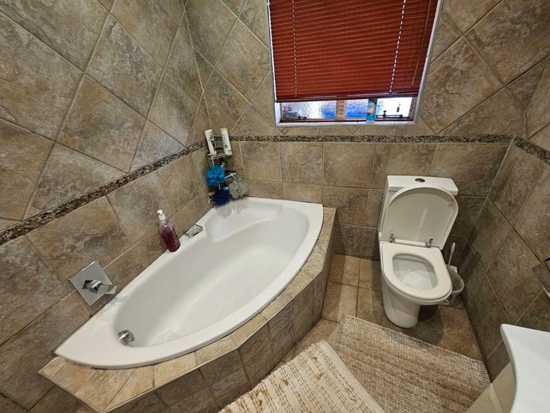 4 Bedroom Property for Sale in Elsburg Gauteng