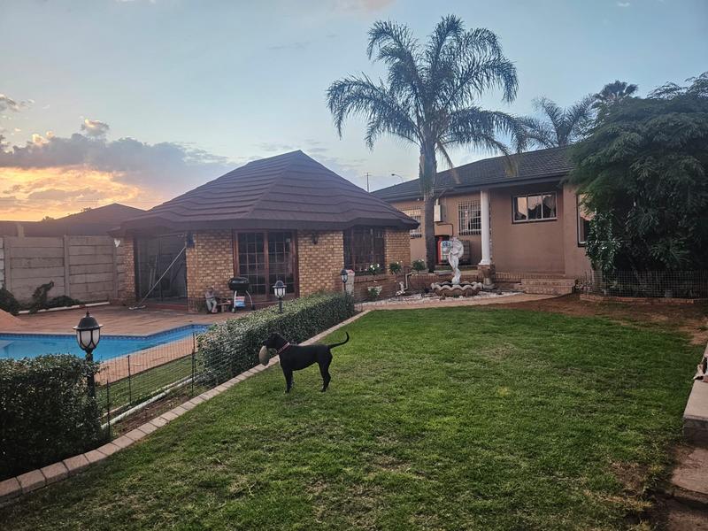 4 Bedroom Property for Sale in Elsburg Gauteng