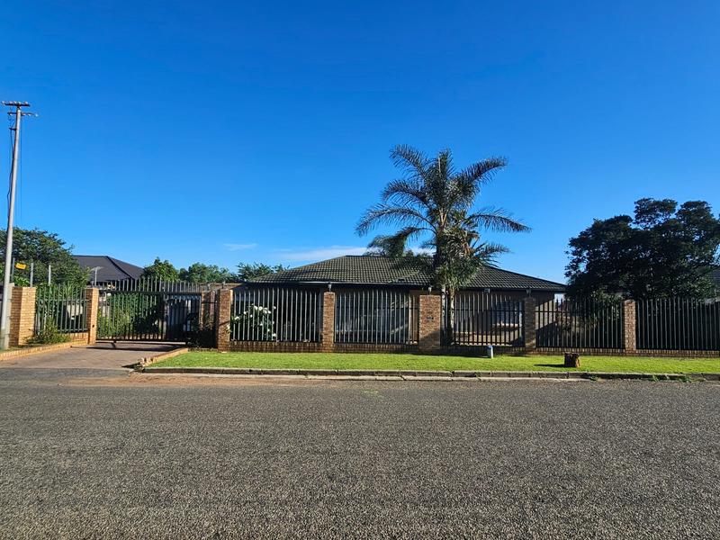 4 Bedroom Property for Sale in Elsburg Gauteng