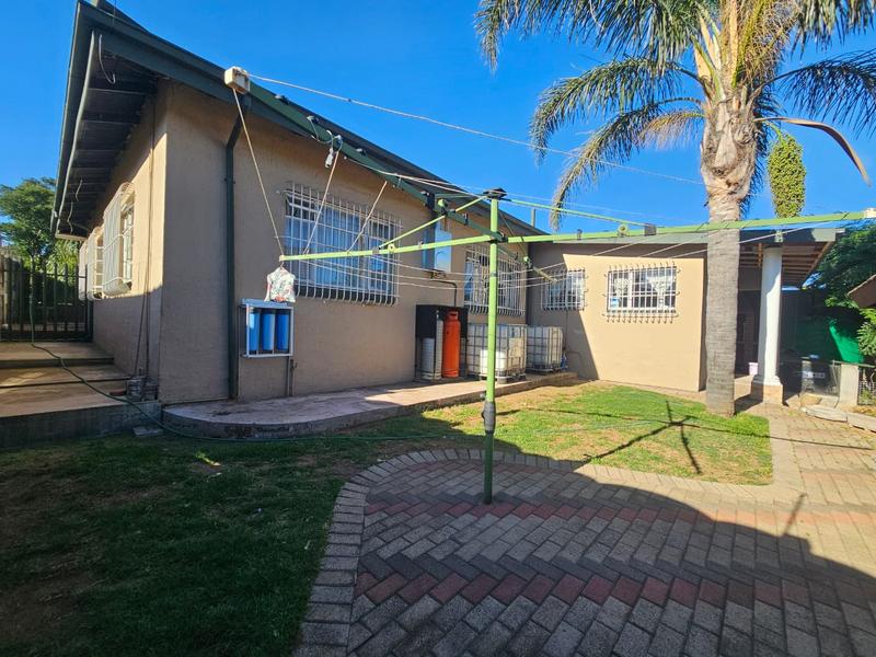 4 Bedroom Property for Sale in Elsburg Gauteng