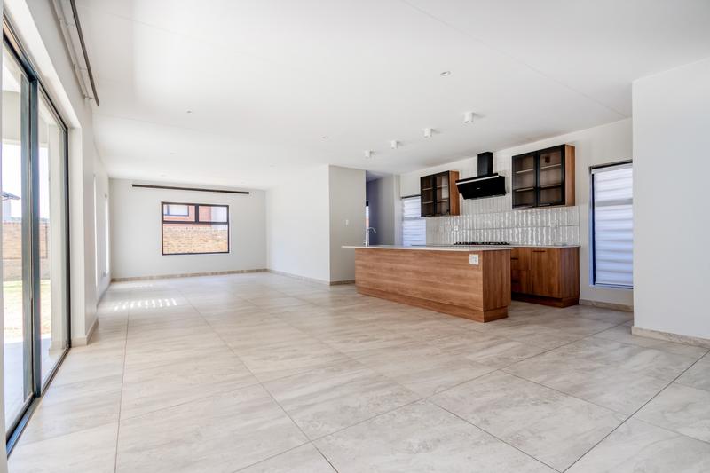 3 Bedroom Property for Sale in Carlswald Gauteng