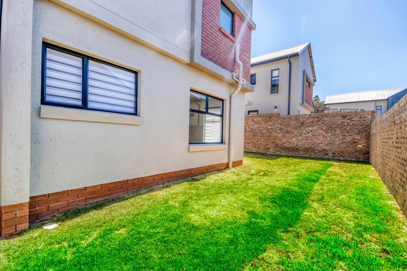 3 Bedroom Property for Sale in Carlswald Gauteng