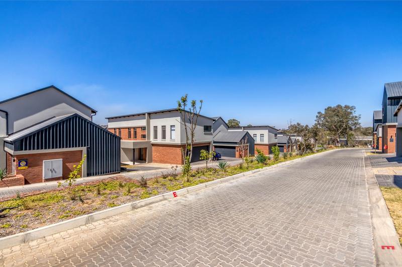 3 Bedroom Property for Sale in Carlswald Gauteng