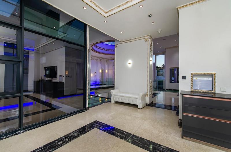 9 Bedroom Property for Sale in Bryanston Gauteng