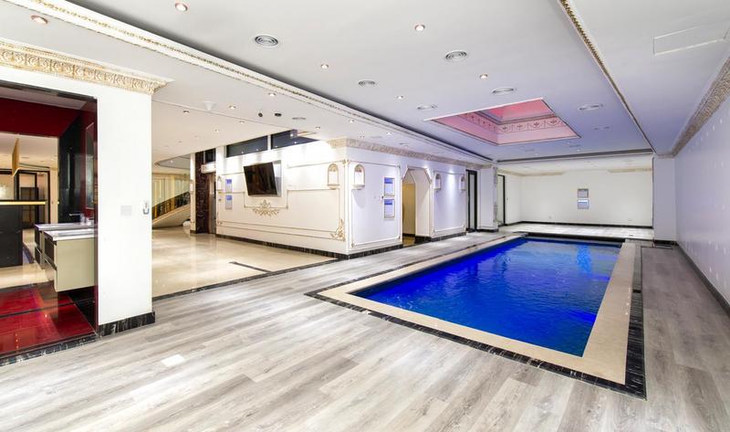 9 Bedroom Property for Sale in Bryanston Gauteng