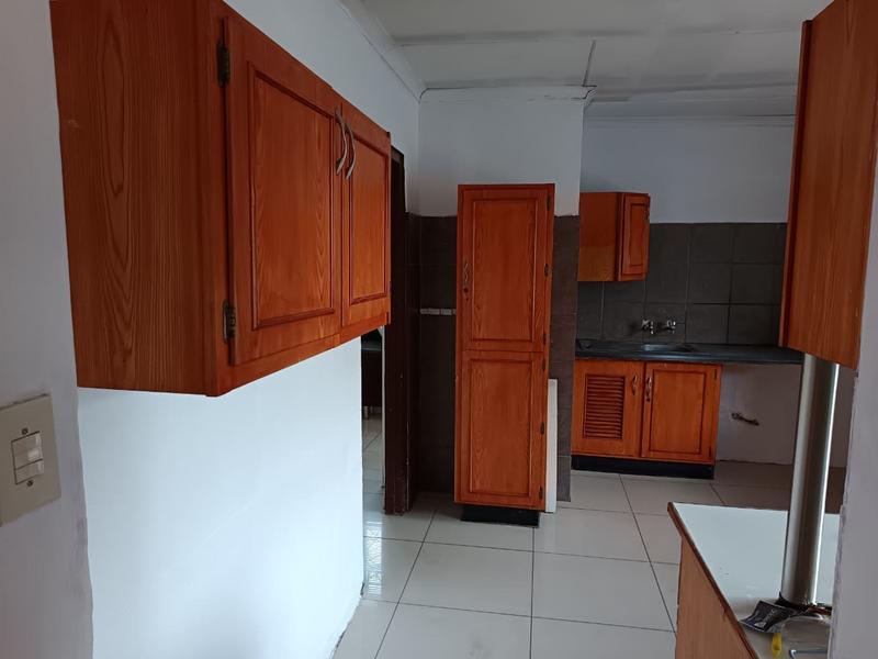 To Let 3 Bedroom Property for Rent in Danville Gauteng