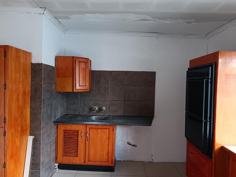 To Let 3 Bedroom Property for Rent in Danville Gauteng