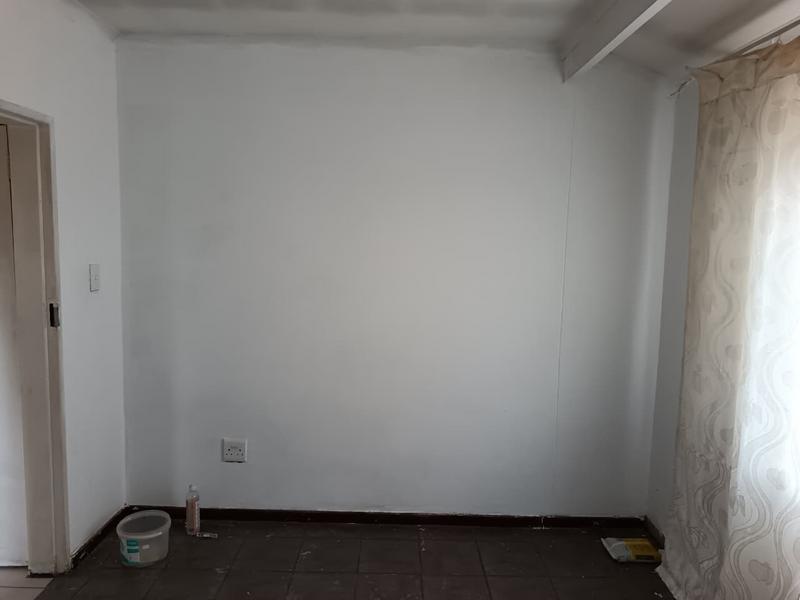 To Let 3 Bedroom Property for Rent in Danville Gauteng