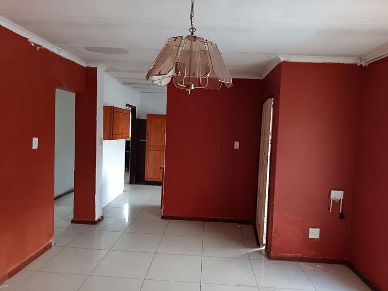 To Let 3 Bedroom Property for Rent in Danville Gauteng