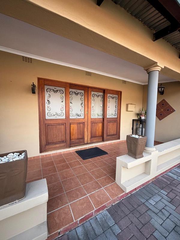 5 Bedroom Property for Sale in Pretoria North Gauteng