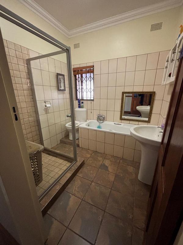 5 Bedroom Property for Sale in Pretoria North Gauteng