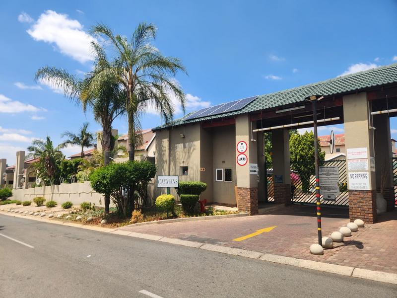 To Let 2 Bedroom Property for Rent in Bromhof Gauteng