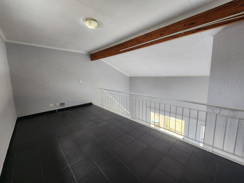 To Let 2 Bedroom Property for Rent in Bromhof Gauteng