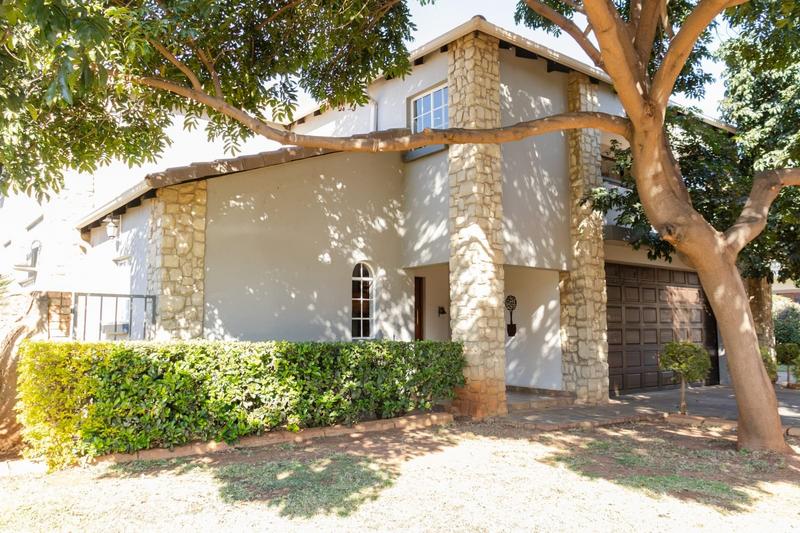 4 Bedroom Property for Sale in Bougainvillea Estate Gauteng