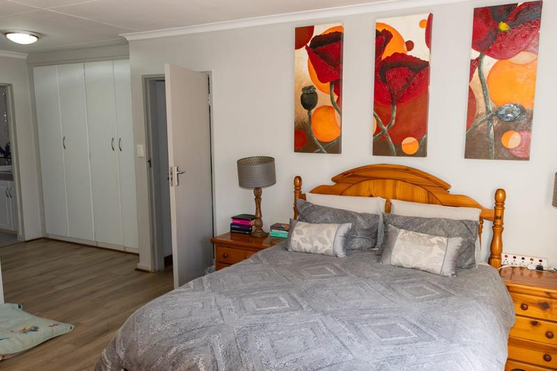 4 Bedroom Property for Sale in Bougainvillea Estate Gauteng