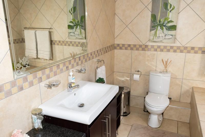 4 Bedroom Property for Sale in Bougainvillea Estate Gauteng