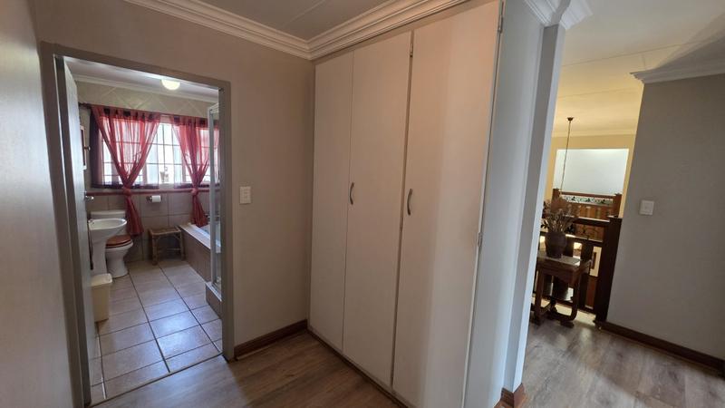 4 Bedroom Property for Sale in Bougainvillea Estate Gauteng
