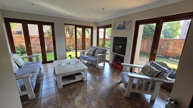 4 Bedroom Property for Sale in Bougainvillea Estate Gauteng