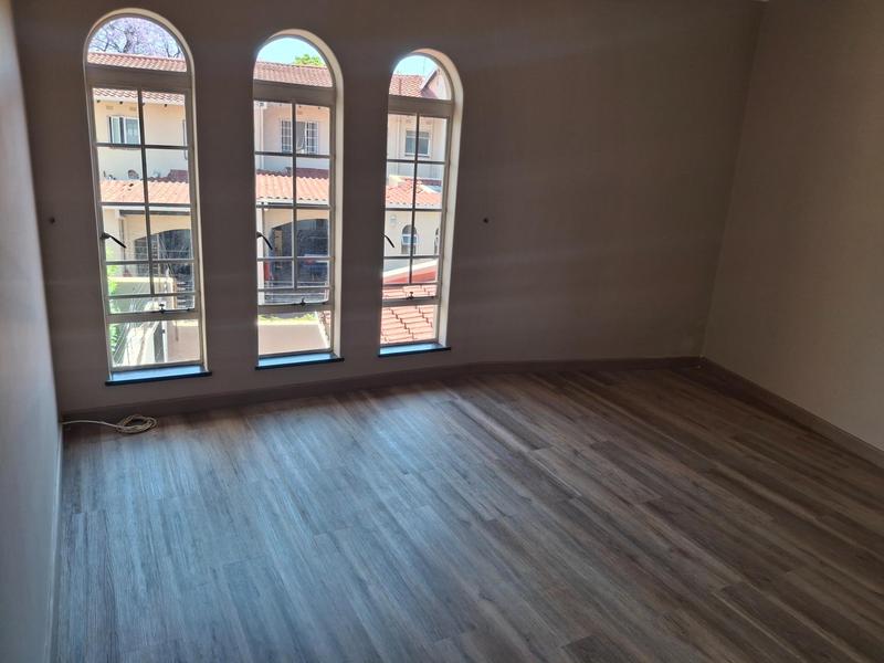 To Let 4 Bedroom Property for Rent in Parkmore Gauteng