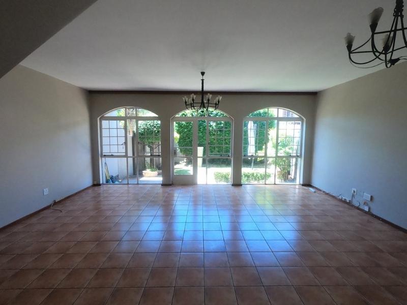 To Let 4 Bedroom Property for Rent in Parkmore Gauteng