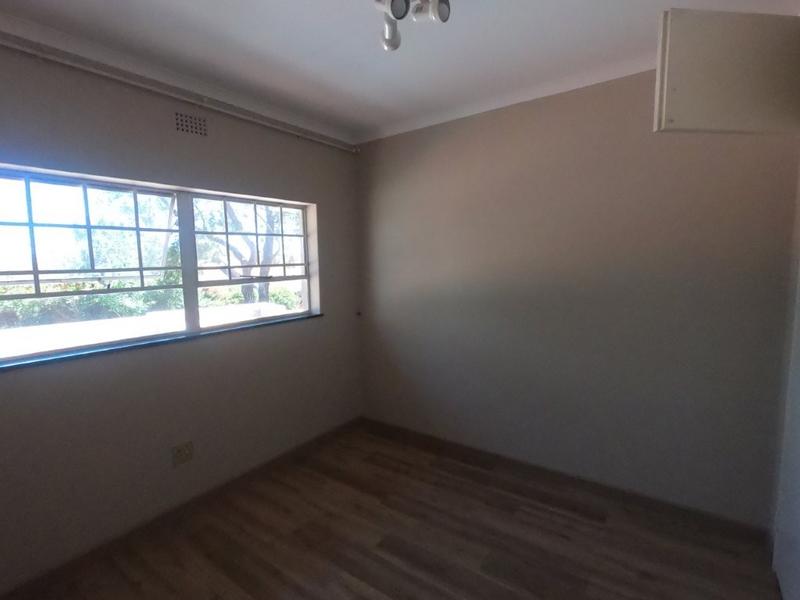 To Let 4 Bedroom Property for Rent in Parkmore Gauteng