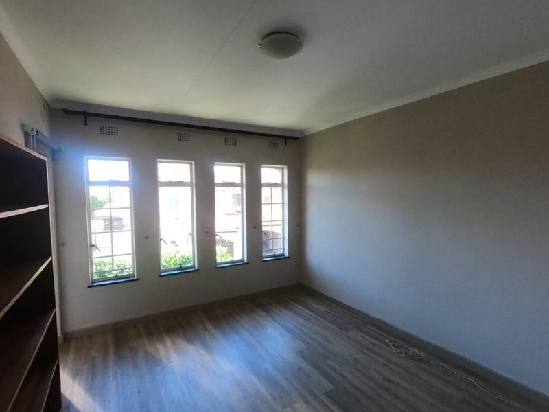 To Let 4 Bedroom Property for Rent in Parkmore Gauteng