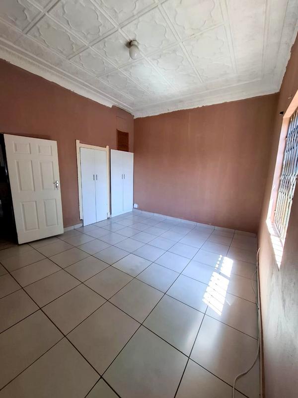 To Let 0 Bedroom Property for Rent in Roodepoort Central Gauteng