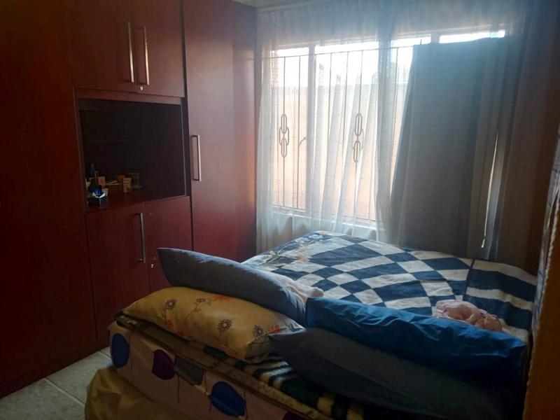 3 Bedroom Property for Sale in Protea Glen Gauteng