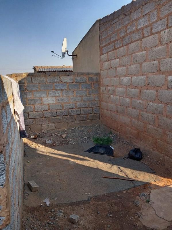 2 Bedroom Property for Sale in Roodekop Gauteng