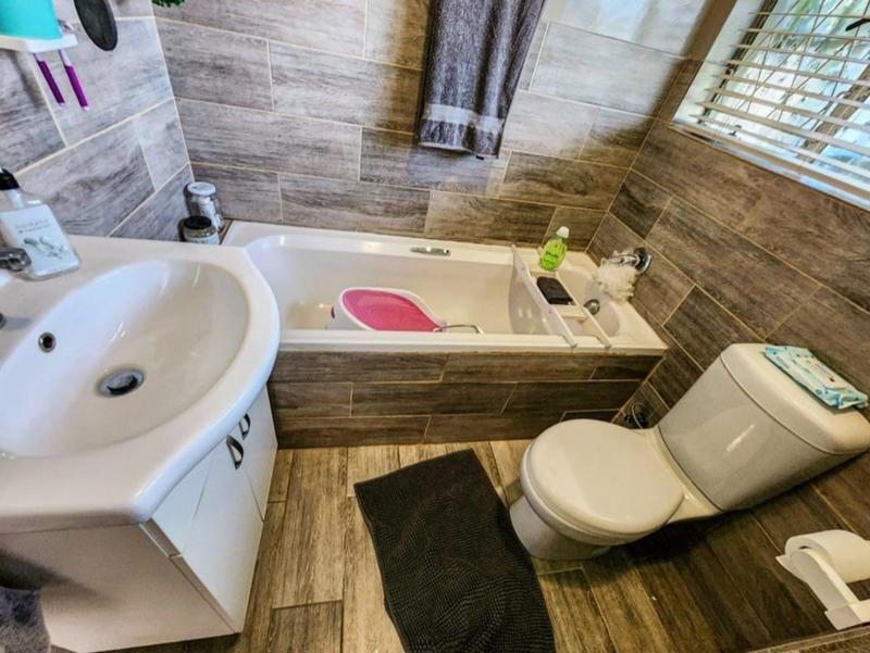 4 Bedroom Property for Sale in Green Hills Gauteng